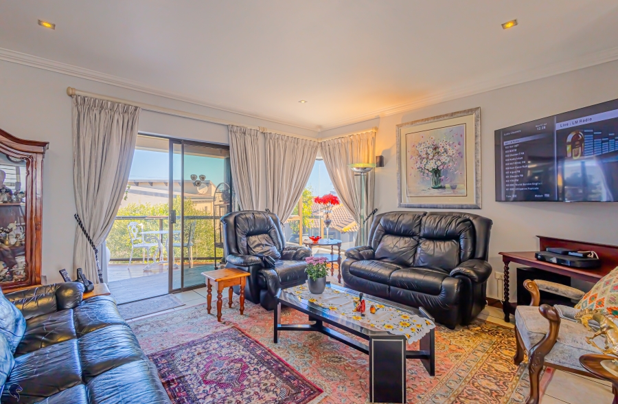 4 Bedroom Property for Sale in Calypso Beach Western Cape